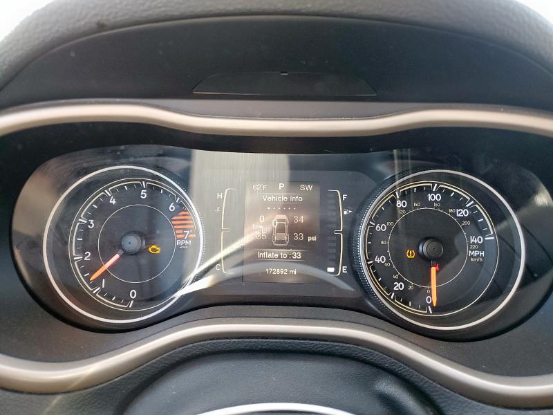 Photo 9 from auction – 2016 JEEP CHEROKEE L with VIN 1C4PJLCB1GW173043