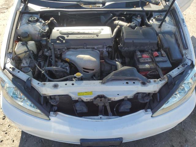 Photo 11 from auction – 2002 TOYOTA CAMRY LE with VIN 4T1BE32K02U062452