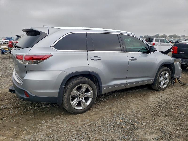 Photo 3 from auction – 2015 TOYOTA HIGHLANDER with VIN 5TDDKRFH1FS091119