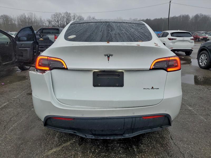 Photo 6 from auction – 2021 TESLA MODEL Y with VIN 5YJYGDEE6MF062052