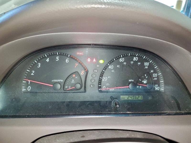 Photo 9 from auction – 2004 TOYOTA CAMRY LE with VIN 4T1BE32K64U380305