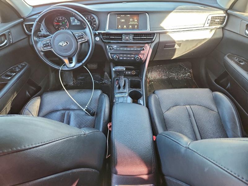 Photo 8 from auction – 2017 KIA OPTIMA EX with VIN 5XXGU4L32HG158477