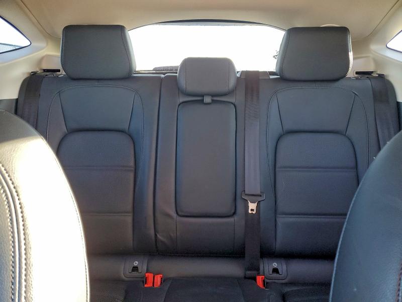 Photo 10 from auction – 2019 JAGUAR E-PACE S with VIN SADFJ2FX6K1Z66085
