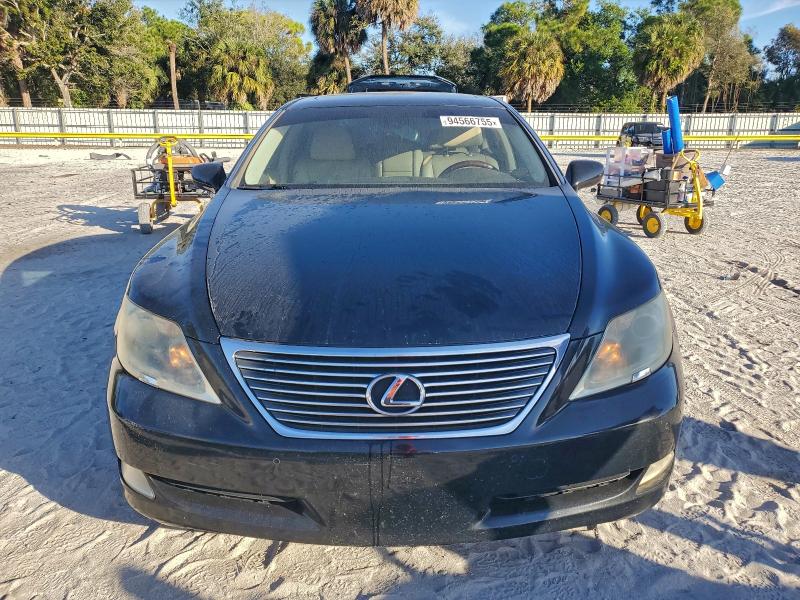 Photo 5 from auction – 2007 LEXUS LS 460 with VIN JTHBL46F075043901