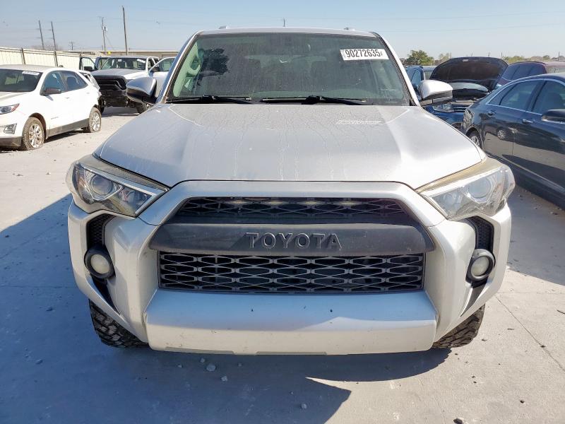 Photo 5 from auction – 2016 TOYOTA 4RUNNER SR with VIN JTEBU5JR9G5286950