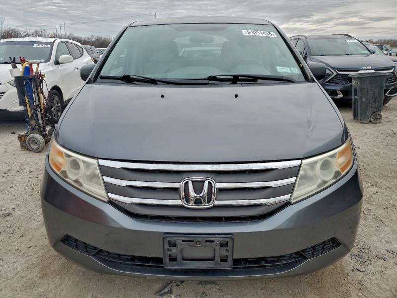 Photo 5 from auction – 2011 HONDA ODYSSEY LX with VIN 5FNRL5H22BB098518