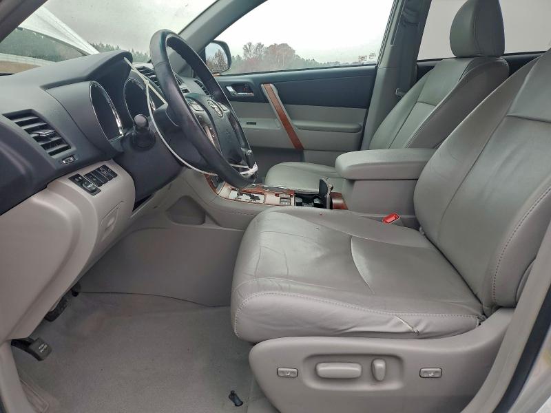 Photo 7 from auction – 2010 TOYOTA HIGHLANDER with VIN 5TDDK3EH3AS026313