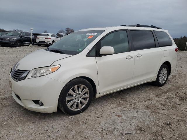 TOYOTA SIENNA XLE 2015 with VIN 5TDDK3DC5FS094657 - Photo from auction