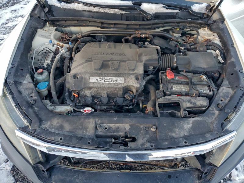 Photo 11 from auction – 2012 HONDA CROSSTOUR with VIN 5J6TF2H55CL801043