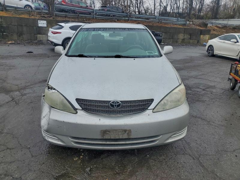 Photo 5 from auction – 2002 TOYOTA CAMRY LE with VIN 4T1BE32K52U075486