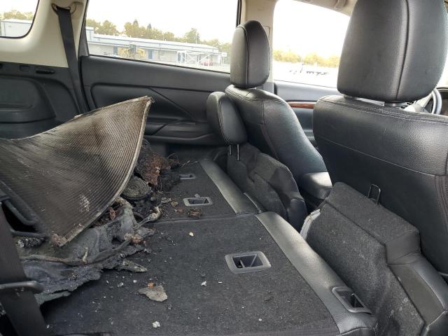 Photo 11 from auction – 2014 MITSUBISHI OUTLANDER with VIN JA4AD3A30EZ009331