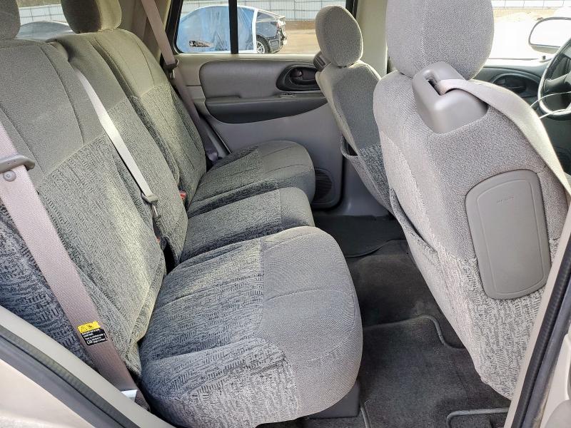 Photo 11 from auction – 2002 CHEVROLET TRAILBLAZE with VIN 1GNDS13S922465776