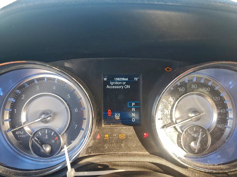 Photo 9 from auction – 2014 CHRYSLER 300C with VIN 2C3CCAET0EH109238