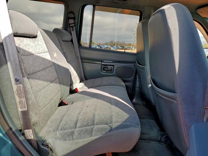 Photo 11 from auction – 1998 FORD EXPLORER with VIN 1FMZU32PXWZC28854