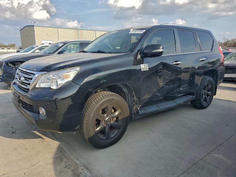 LEXUS GX 460 2011 with VIN JTJBM7FX0B5030080 - Photo from auction