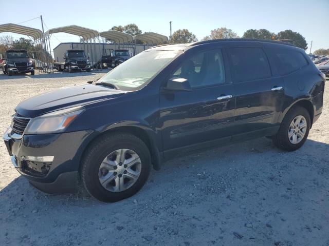CHEVROLET TRAVERSE L 2015 with VIN 1GNKRFED7FJ305857 - Photo from auction