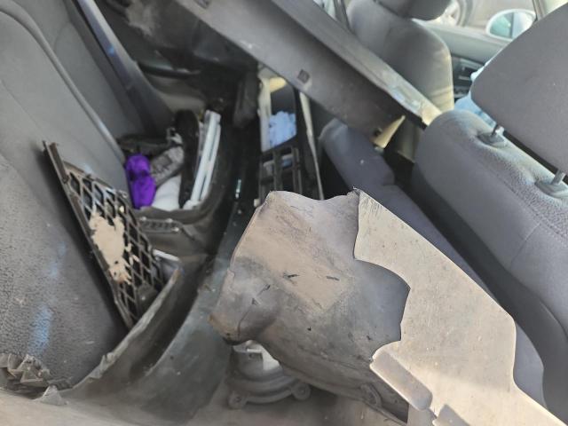 Photo 12 from auction – 2005 KIA SPECTRA5 with VIN KNAFE161955066071