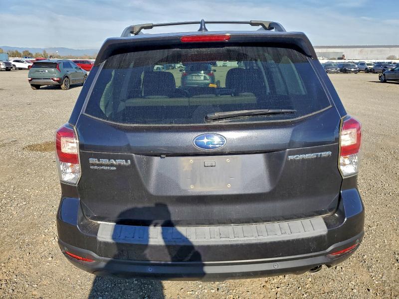 Photo 6 from auction – 2018 SUBARU FORESTER 2 with VIN JF2SJARC1JH475945