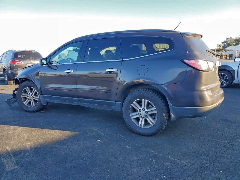Photo 2 from auction – 2015 CHEVROLET TRAVERSE with VIN 1GNKRHKD1FJ161657