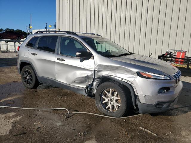 Photo 4 from auction – 2017 JEEP CHEROKEE S with VIN 1C4PJLAB1HW511108