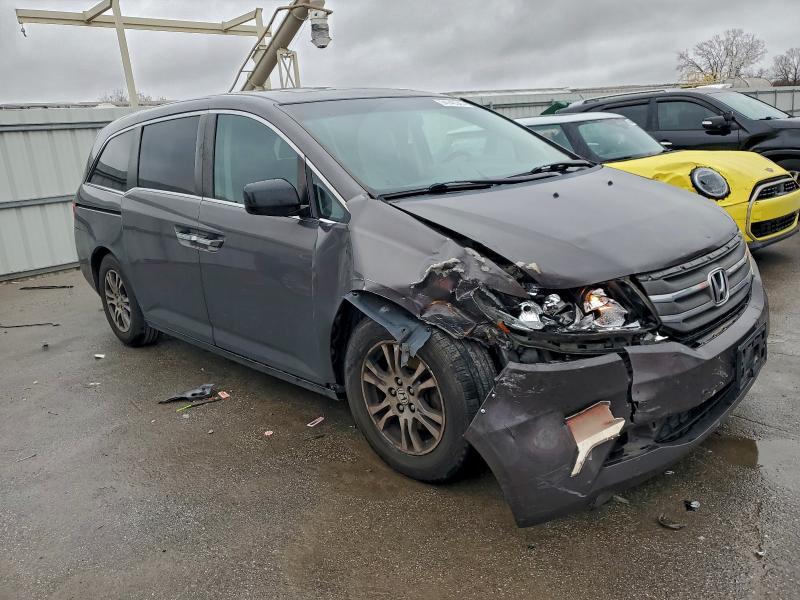 Photo 4 from auction – 2013 HONDA ODYSSEY EX with VIN 5FNRL5H65DB035578