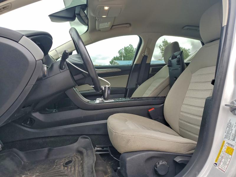 Photo 7 from auction – 2020 FORD FUSION S with VIN 3FA6P0G79LR266927