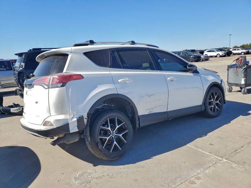 Photo 3 from auction – 2016 TOYOTA RAV4 SE with VIN 2T3NFREV4GW257911