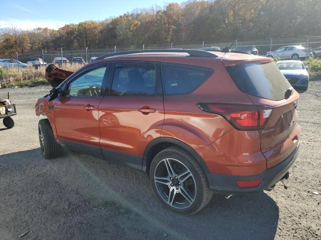 Photo 2 from auction – 2019 FORD ESCAPE SEL with VIN 1FMCU9HD2KUB21648
