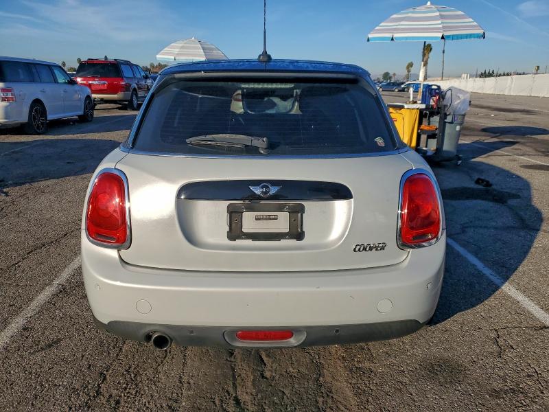 Photo 6 from auction – 2018 MINI COOPER with VIN WMWXU1C57J2F79297