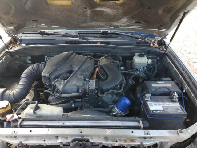 Photo 12 from auction – 2005 TOYOTA 4RUNNER SR with VIN JTEBU14R850075009