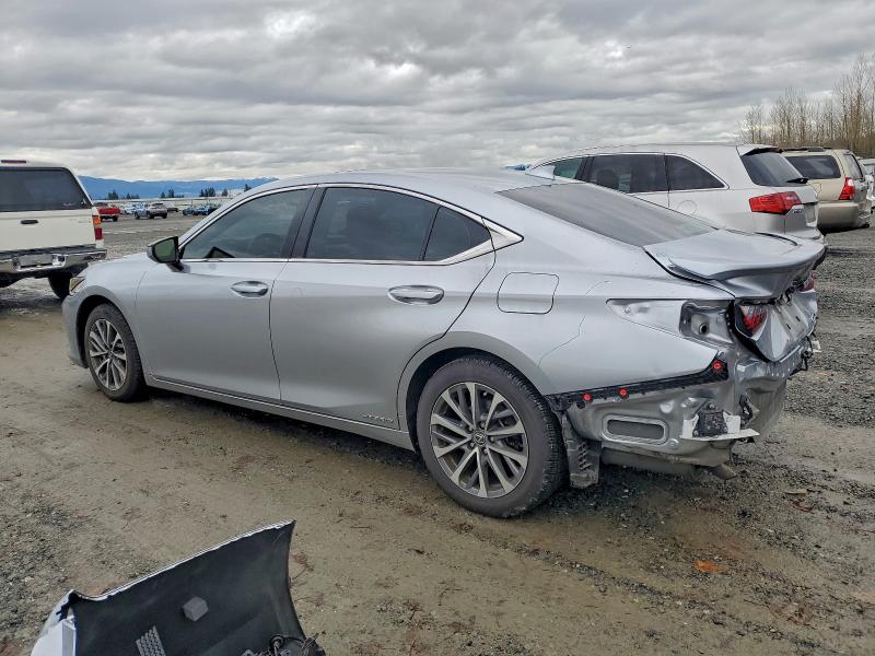 Photo 2 from auction – 2022 LEXUS ES 300H BA with VIN 58ADA1C14NU014416