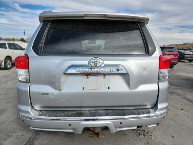Photo 6 from auction – 2011 TOYOTA 4RUNNER SR with VIN JTEBU5JR1B5066579