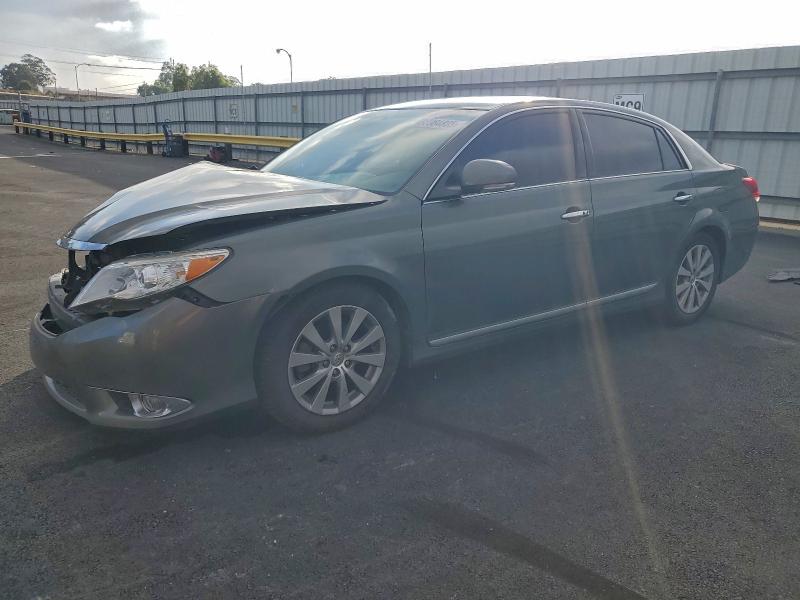 TOYOTA AVALON BAS 2011 with VIN 4T1BK3DB7BU430017 - Photo from auction