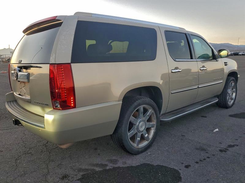 Photo 3 from auction – 2007 CADILLAC ESCALADE E with VIN 1GYFK66897R421851