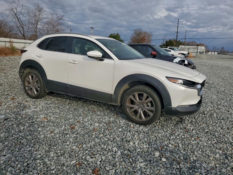 Photo 4 from auction – 2022 MAZDA CX-30 PREF with VIN 3MVDMBCL6NM427578