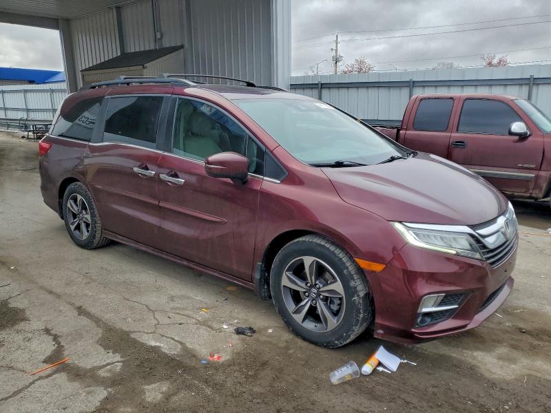 Photo 4 from auction – 2018 HONDA ODYSSEY TO with VIN 5FNRL6H81JB052557