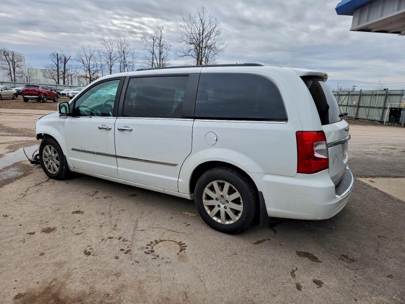 Photo 2 from auction – 2015 CHRYSLER TOWN & COU with VIN 2C4RC1BG4FR572248