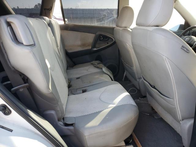 Photo 11 from auction – 2013 TOYOTA RAV4 EV with VIN 2T3YL4DV0DW001934