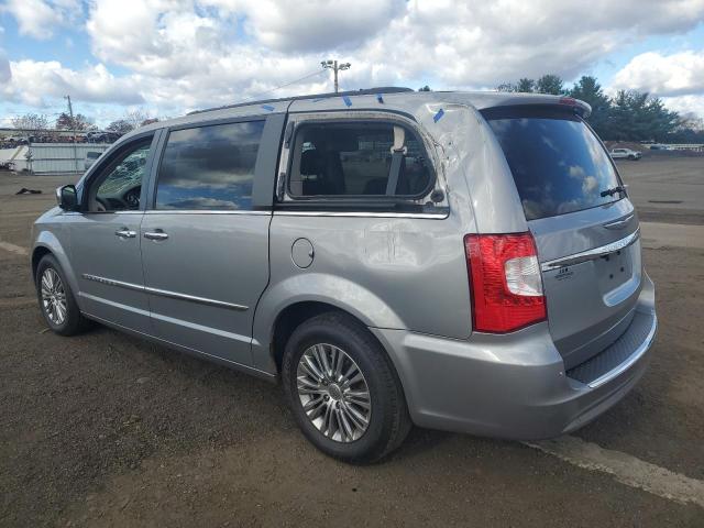 Photo 2 from auction – 2013 CHRYSLER TOWN & COU with VIN 2C4RC1CG1DR616282
