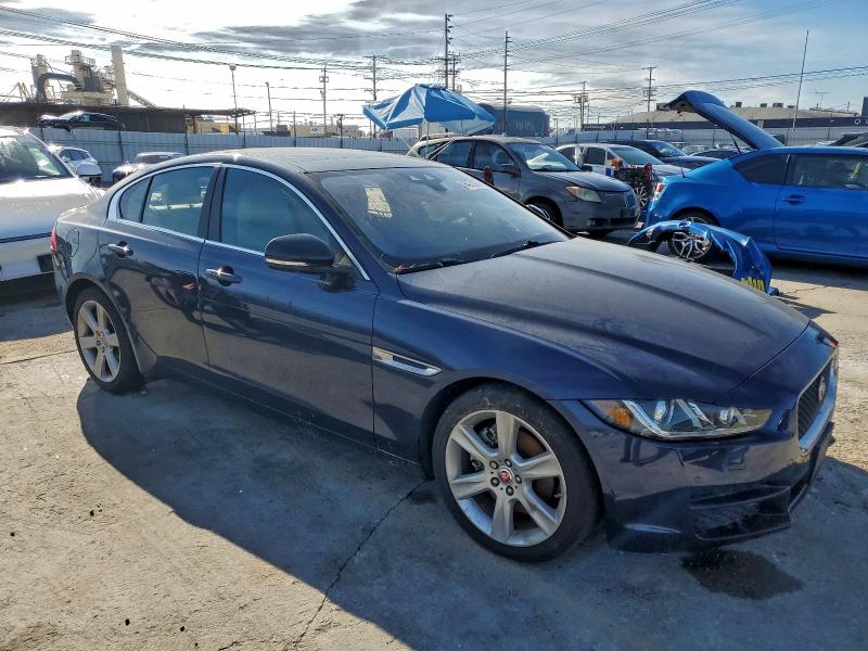 Photo 4 from auction – 2017 JAGUAR XE PRESTIG with VIN SAJAE4BN3HA970339