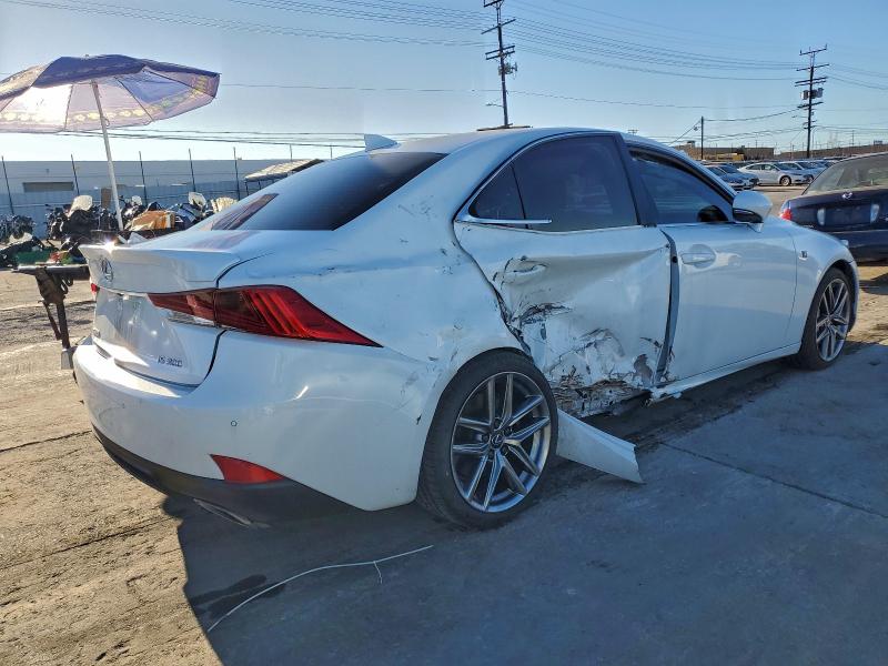 Photo 3 from auction – 2019 LEXUS IS with VIN JTHBA1D22K5090165