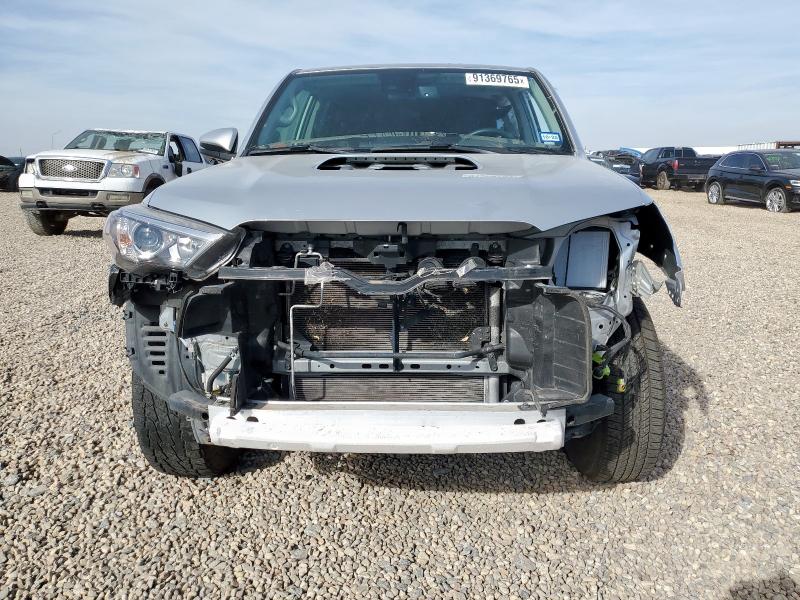 Photo 5 from auction – 2023 TOYOTA 4RUNNER SE with VIN JTERU5JRXP6201896