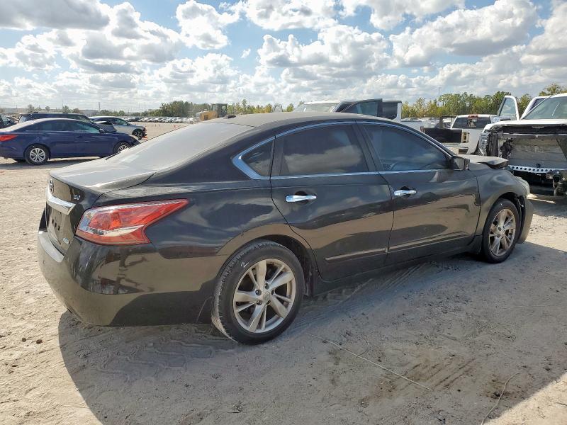 Photo 3 from auction – 2013 NISSAN ALTIMA with VIN 1N4AL3AP0DN451873