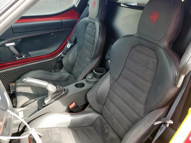 Photo 10 from auction – 2015 ALFA ROMEO 4C LAUNCH with VIN ZARBAAC41FM132492