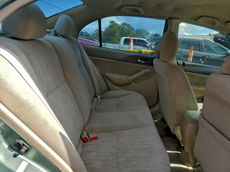 Photo 10 from auction – 2004 HONDA CIVIC LX with VIN 1HGES16614L013489