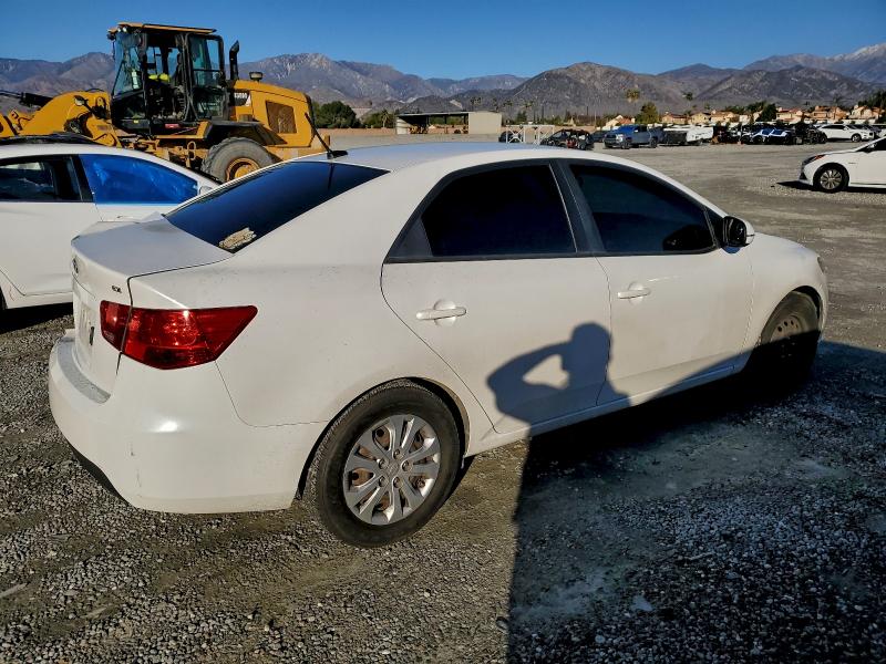 Photo 3 from auction – 2013 KIA FORTE EX with VIN KNAFU4A29D5646729