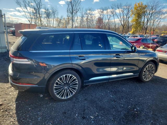 Photo 3 from auction – 2023 LINCOLN AVIATOR BL with VIN 5LM5J9XC3PGL24464