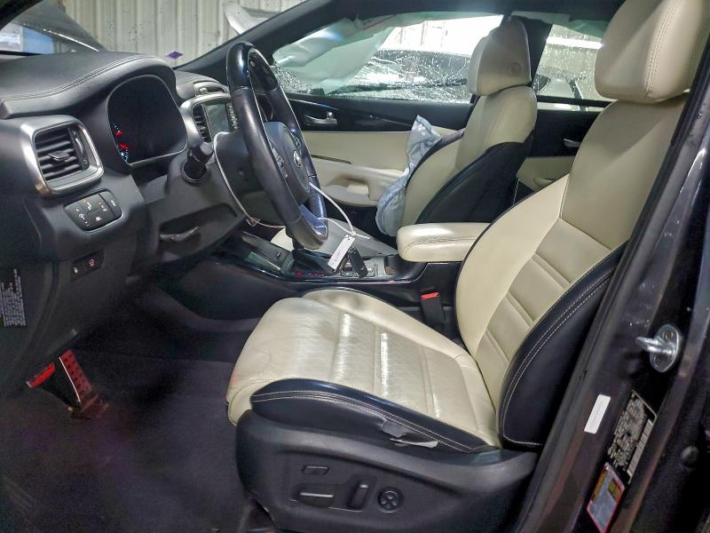 صورة رقم 7 من المزاد - 2017 KIA SORENTO مع VIN 5XYPKDA51HG337311