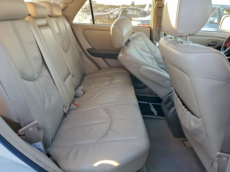 Photo 11 from auction – 2002 LEXUS RX 300 with VIN JTJGF10U020140765