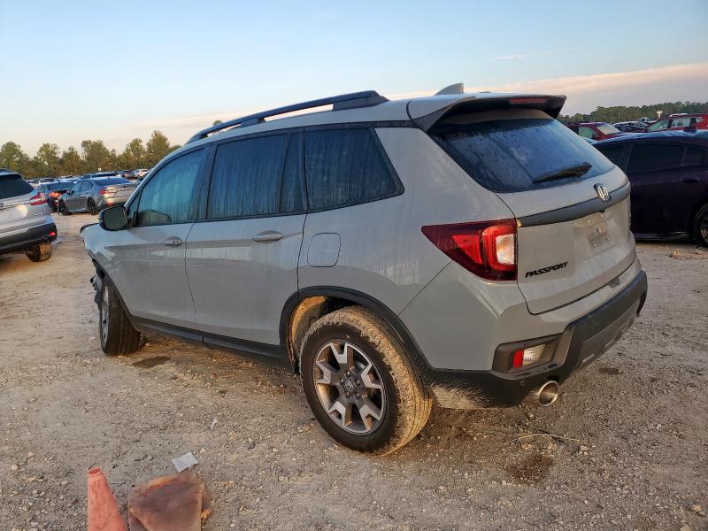 Photo 2 from auction – 2023 HONDA PASSPORT T with VIN 5FNYF8H63PB017797